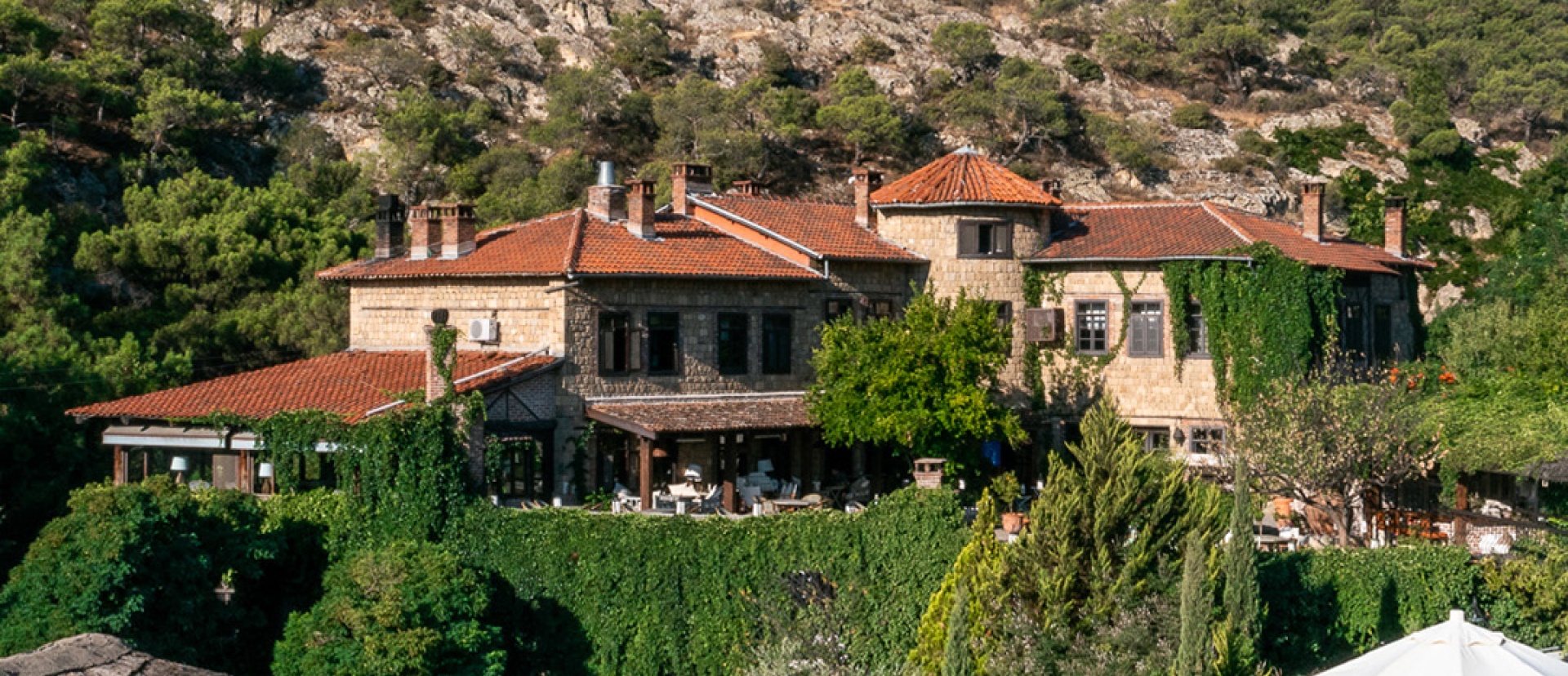 Manici Kasrı - Basında Biz